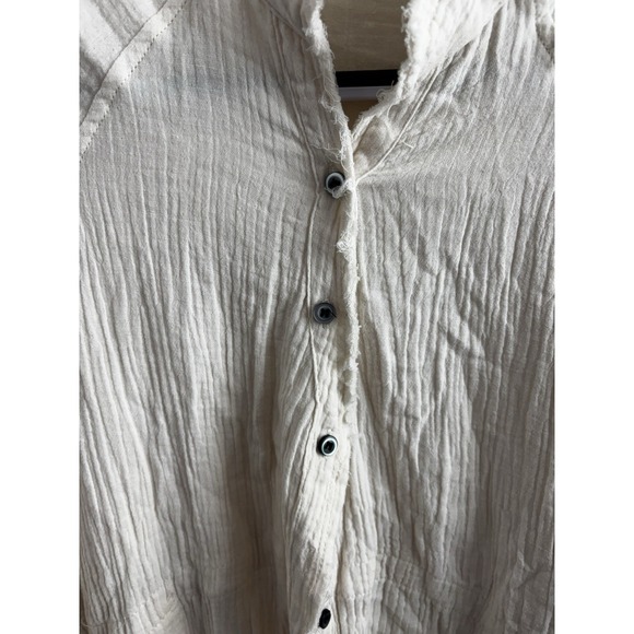 Urban Daisy Cream Button Down Blouse‎ Size Large Women's 0360 - Picture 4 of 7